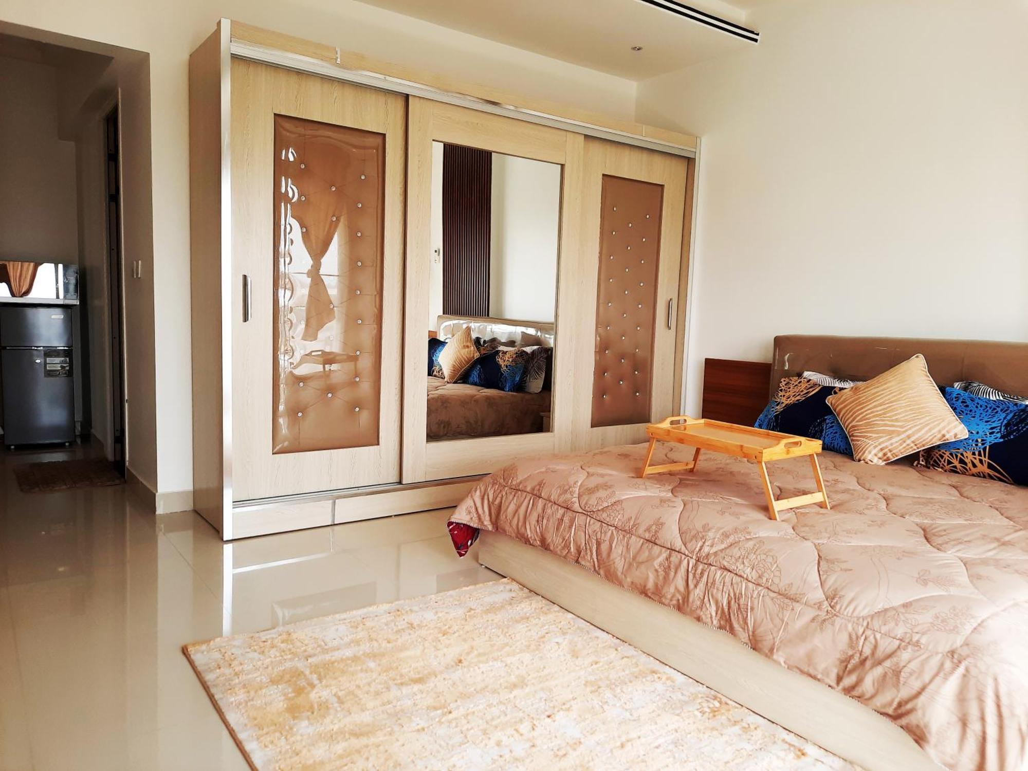 Chambres Meublees Avenue Cheikh Anta Diop Dakar Bagian luar foto